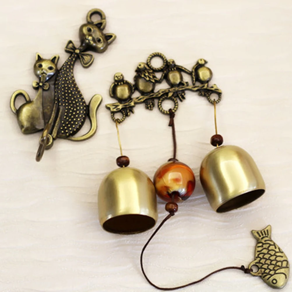 

Retro Doorbell Wind Chime Bells Hanging nament Home Decor Animal Shaped Copper Material Perfect Gift Bedroom Car Window Living