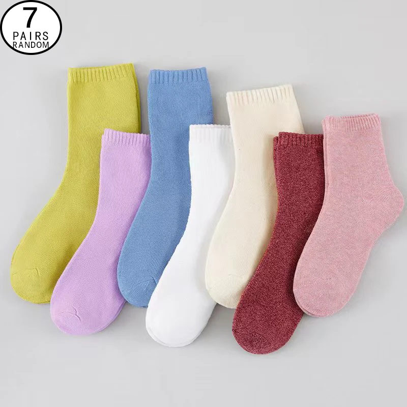 7 Pairs Random Women Classic Minimalist Macaron Solid Color Cozy Warm Thick Fleece Lined College Style Mid-Calf Socks