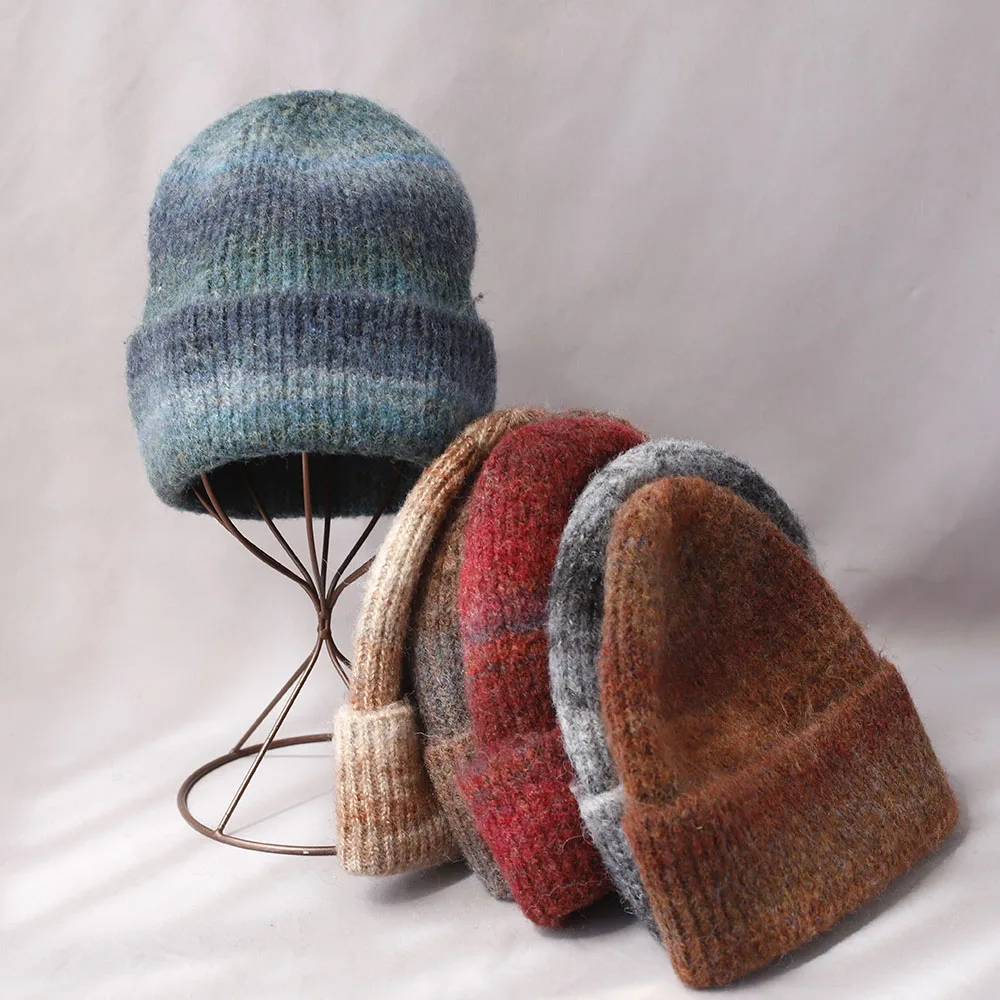 2025 New Y2K Hot Selling Winter Hat Wool Winter Hats For Women Fashion Warm Beanie Hats Women Gradient rainbow Cover Head Cap