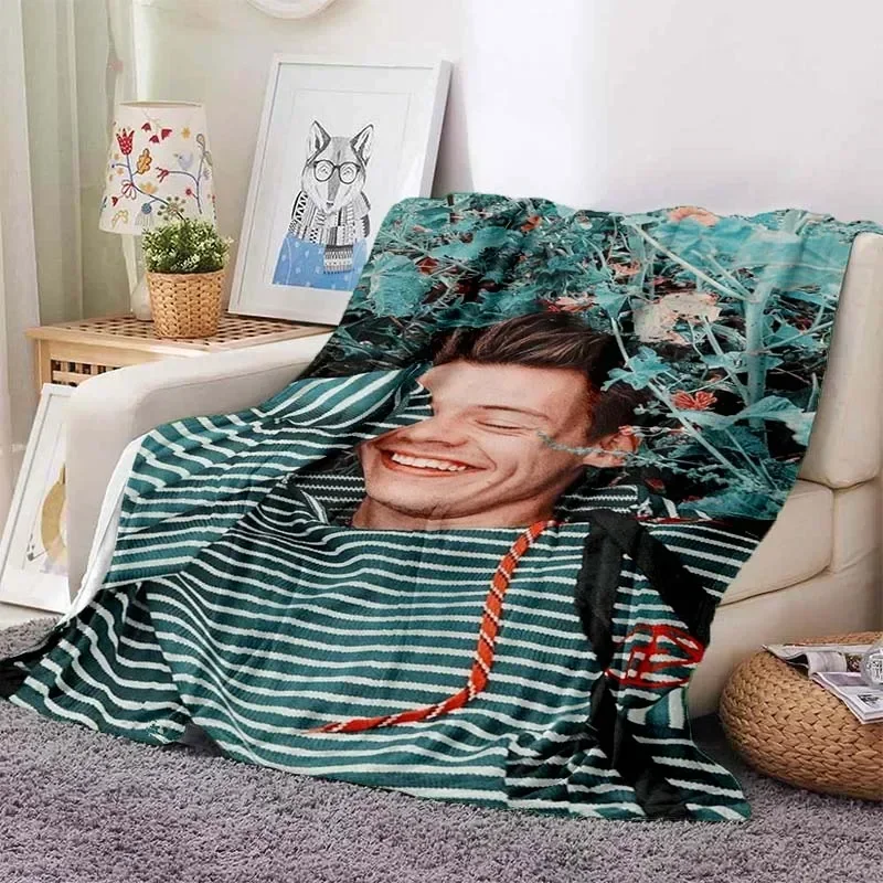 Harrystyles Flannel Soft Blanket Warm  Retro Blankets for Beds Bedroom Living Room Sofa Blanket Travel Picnic Blanket