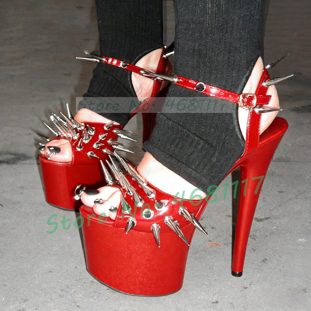 

Sexy Spike Rivets Platform Stiletto Sandals Women Luxury Patent Leather High Heel Ankle Strap Silver Metal Decor Nightclub Shoes