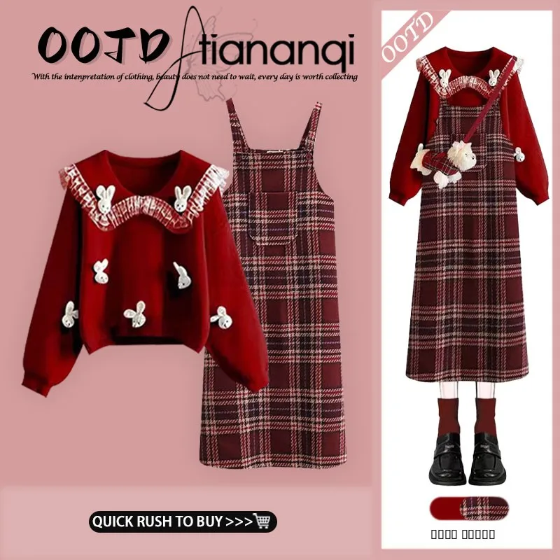

Антивозрастной осенний комплект, женский свитер с кукольным воротником и праздничной атмосферой, красный клетчатый комбинезон, комплект из двух предметов, повседневный комплект