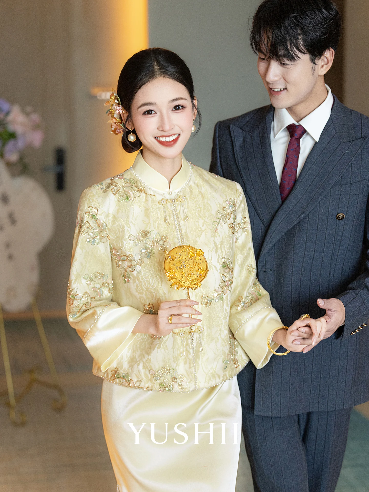 Elegant Long-Qipao Style Engagement Dress for Women Beautiful New Chinese Wedding Ceremony Dress Side Split Long Sleeve