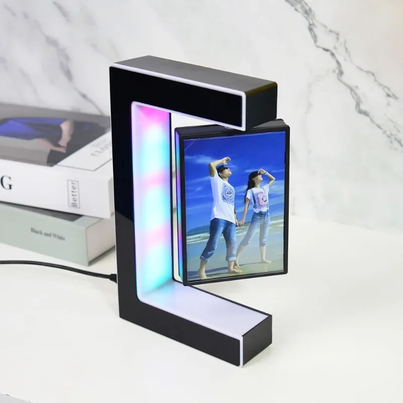 cadre-photo-flottant-support-de-photos-rotatif-a-360°-ideal-pour-la-maison-le-bureau-un-cadeau-creatif-pour-un-anniversaire-les-fetes-les-enfants-ou-les-amis