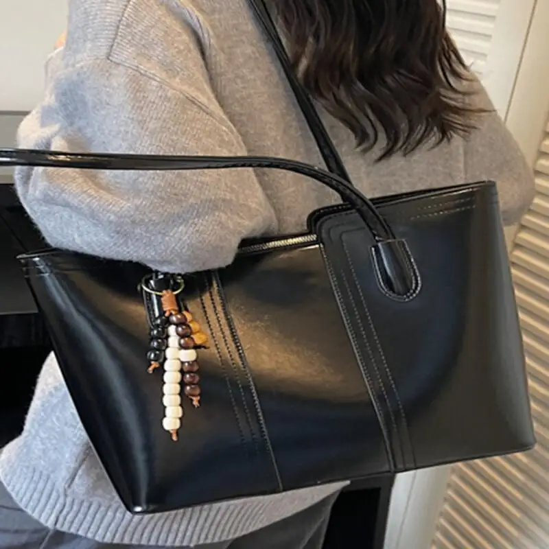 

Large Capacity Leather Storage Bag Two Thousand and Twenty-Five New Style Fashion Trend Multi-Functional Cute Crossbody Handbag