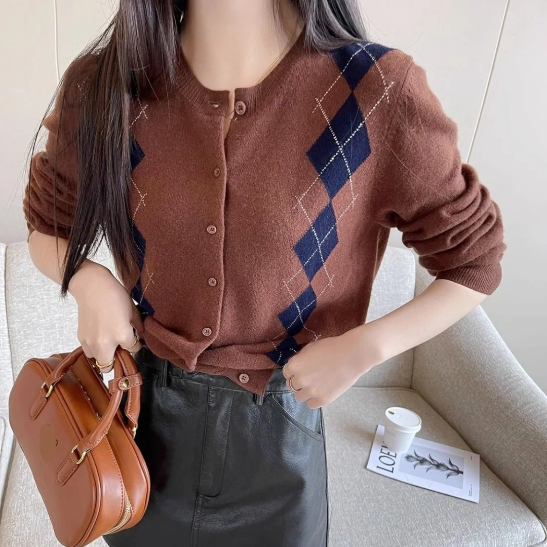 Soft Coffee Classic Argyle Slim Cardigan Coat College Women Preppy Style Winter Sweater Coat Single Breasted Jacket Korean Trend