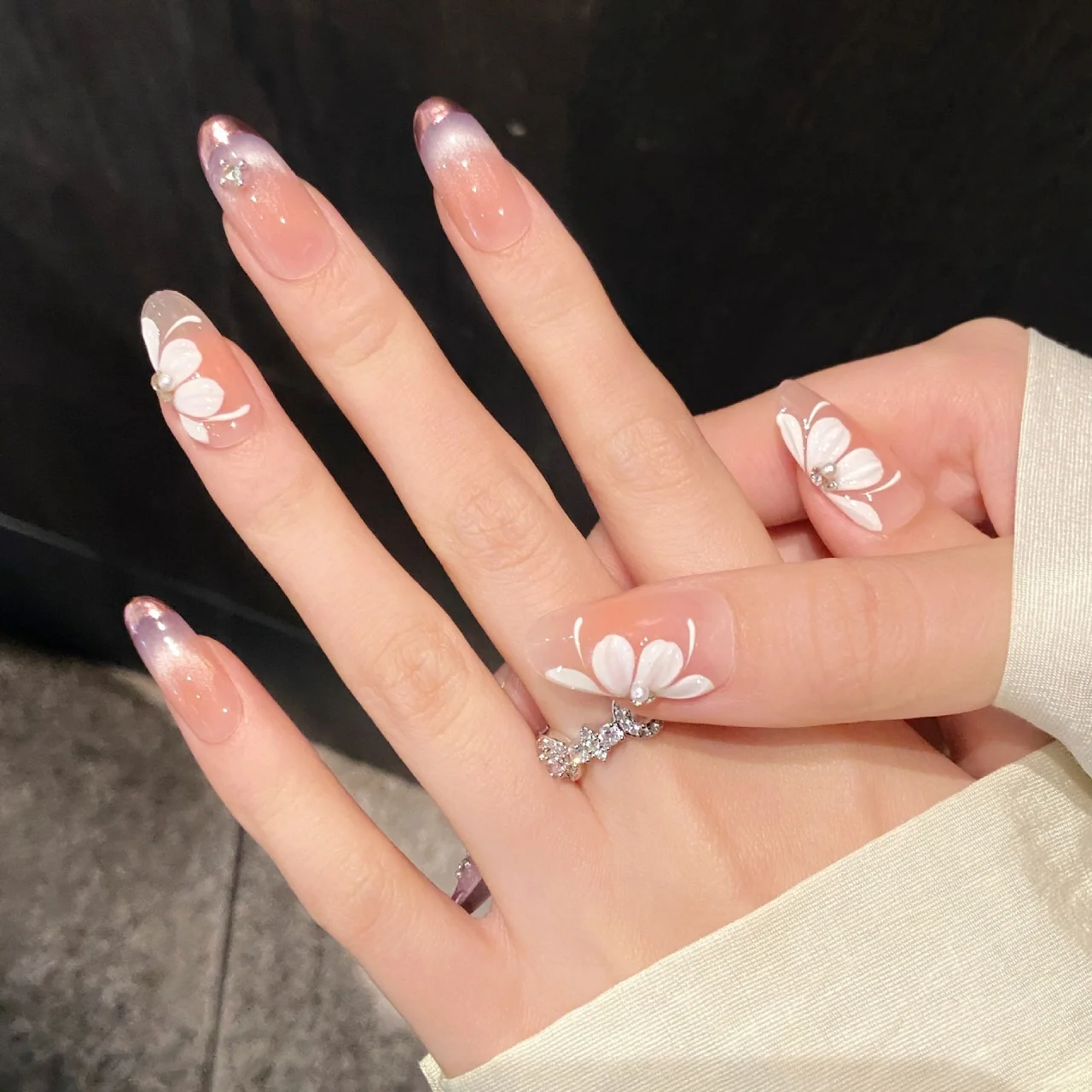 10 stuks Franse ovale handgemaakte pers op nagels tip afgewerkt kleurrijke kattenoog nep nagel datachable mode glitter amandel valse nagel