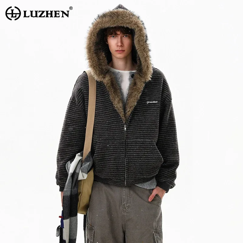 

LUZHEN 2025 зимнее модное вязаное пальто высокого качества с капюшоном из искусственного меха, мужская красивая утолщенная теплая одежда в полоску с принтом JY5400