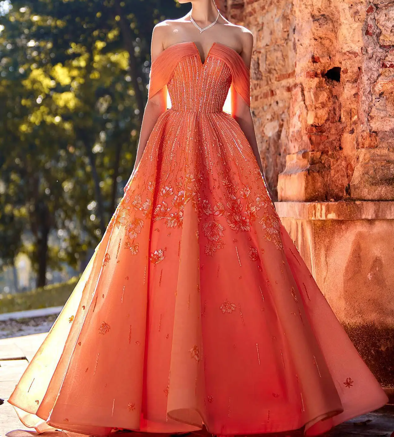 Vintage Evening Dresses Ball Gown Off The Shoulder Appliques Beading Backless Prom Gown Party Dress Vestido De Noite Custom Made
