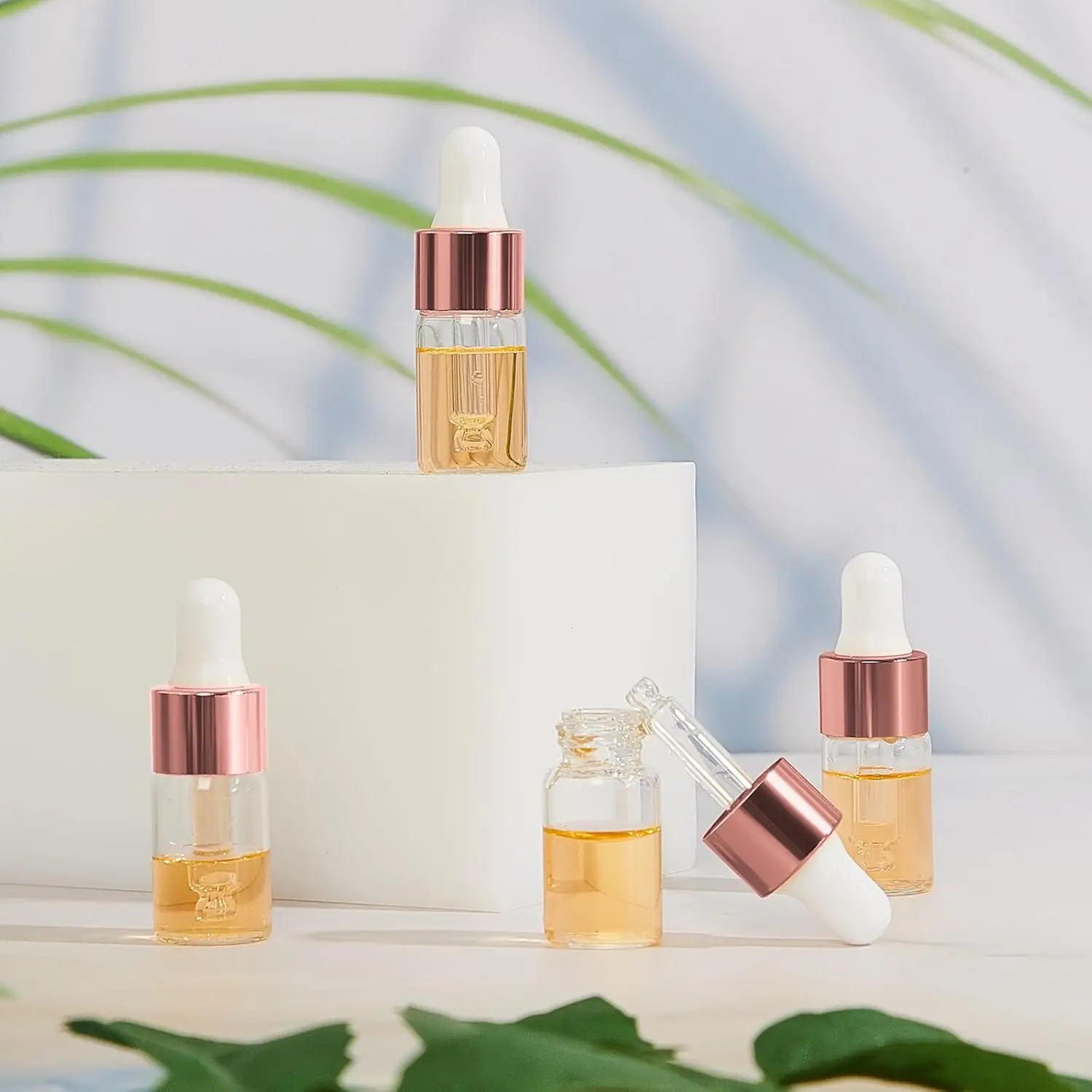 30Pcs 1/2/3/5ml Mini Glass Essential Oils Sample Dropper Bottles Empty Cosmetic Dropper vials For Perfume Lotion Aromatherapy