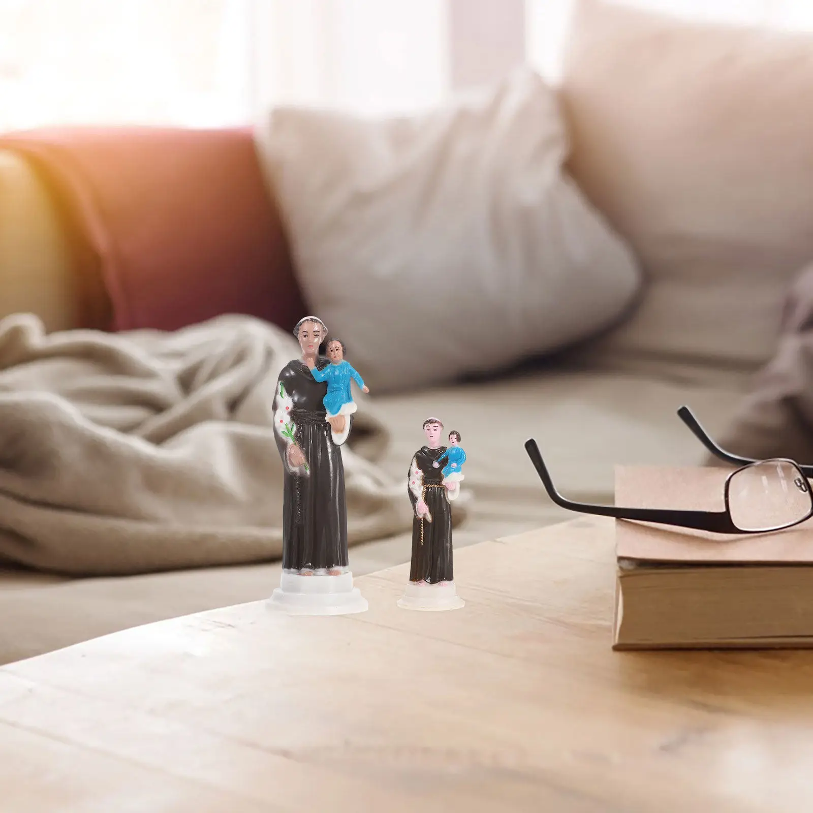 

Набор из 2 статуэток младенца Иисуса, католическое религиозное украшение, европейская резная статуя для дома, церкви, рабочего стола, полки