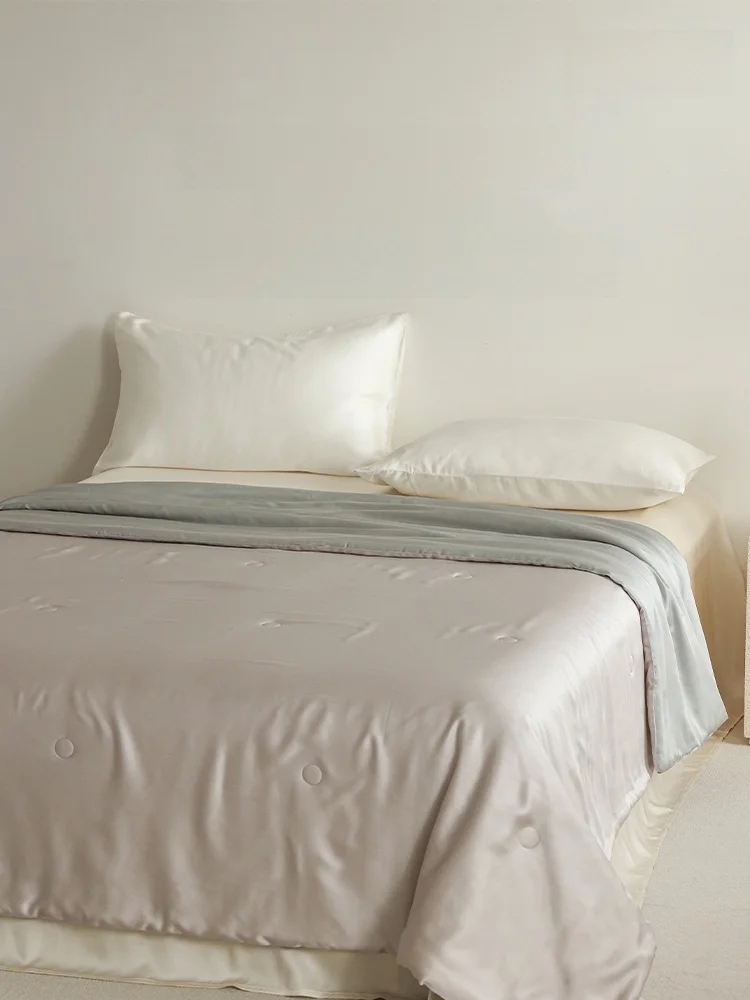 

Lightweight 60-Tead Count Silk Summer Cooling Quilt Air Conditioning Duvet Core Single/Dual Person Lyocell Cool Feeling Quilt