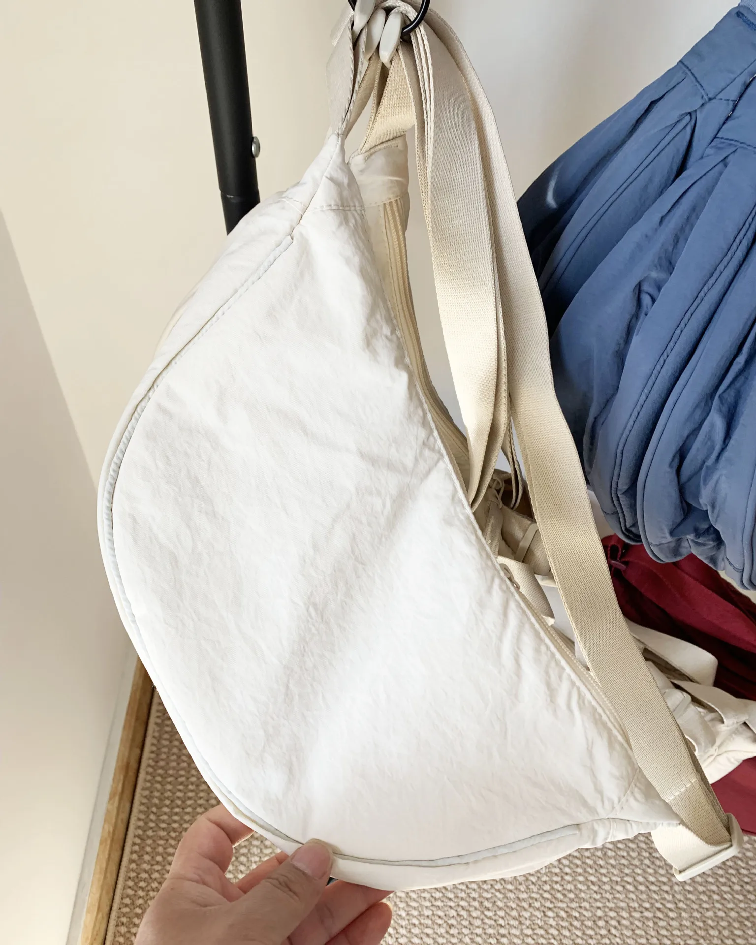 Leichte Nylon-Halbmond-Umhängetasche mit Verstellbarem Breitem Riemen, Schultertasche für Frauen, Tägliche Einkaufs- und Reisehandtasche – Detail 18