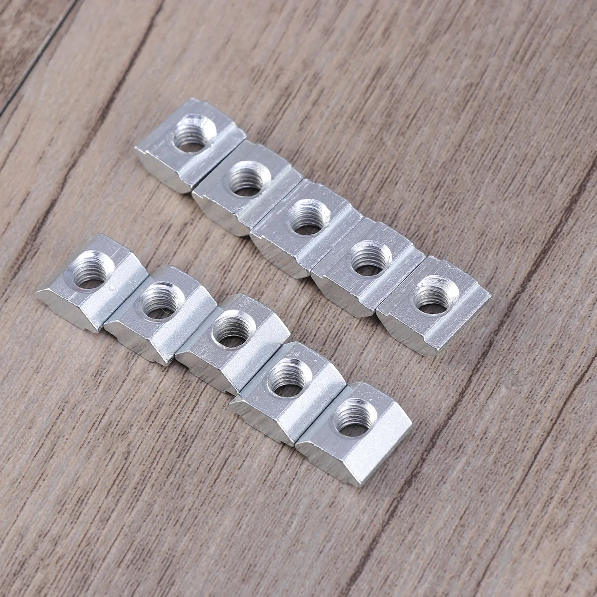 

50Pcs T-Type Slider Nut Professional European Standard Carbon Steel Square Profile M5 for Snowboarding Freeride Powder