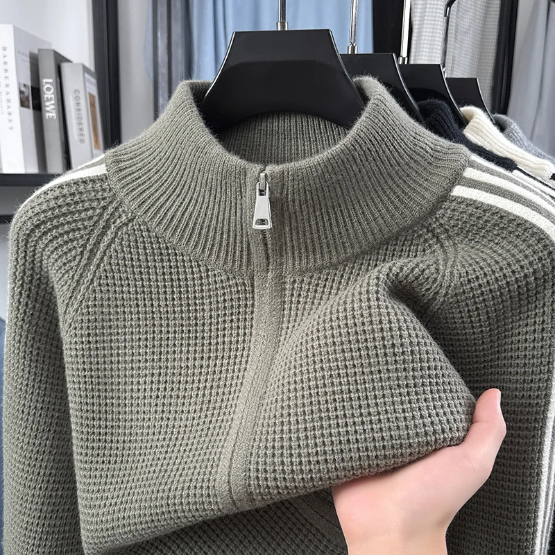 Modischer Herbst-Winter-Strick-Cardigan, Designer-Marke, Klassisches Gestreiftes Design, Herren-Reißverschluss-Stepphals, Neuer Koreanischer Lässiger Pullover-Mantel – Detail 5