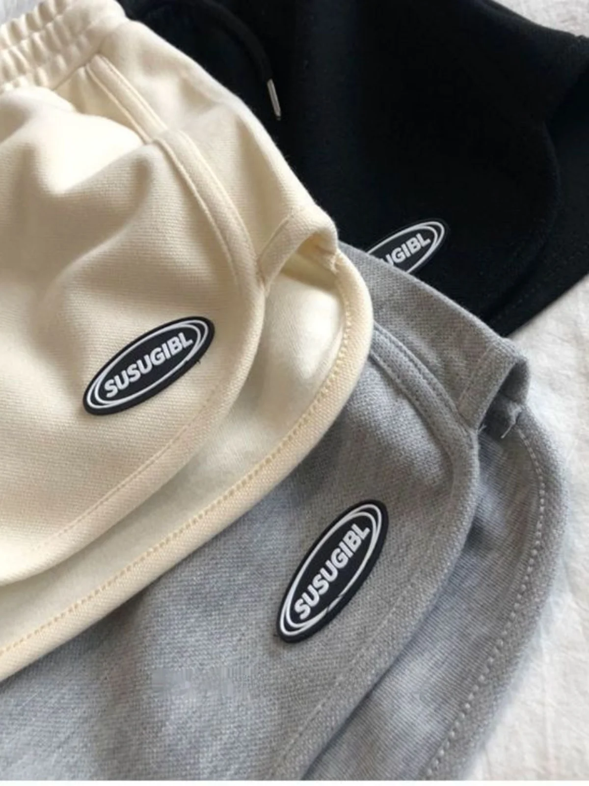

Youth Summer Breathable Cotton Knitted 3/4 Length Shorts Men's Fitness Sporty Split Casual Loose Fit Straight Leg Shorts