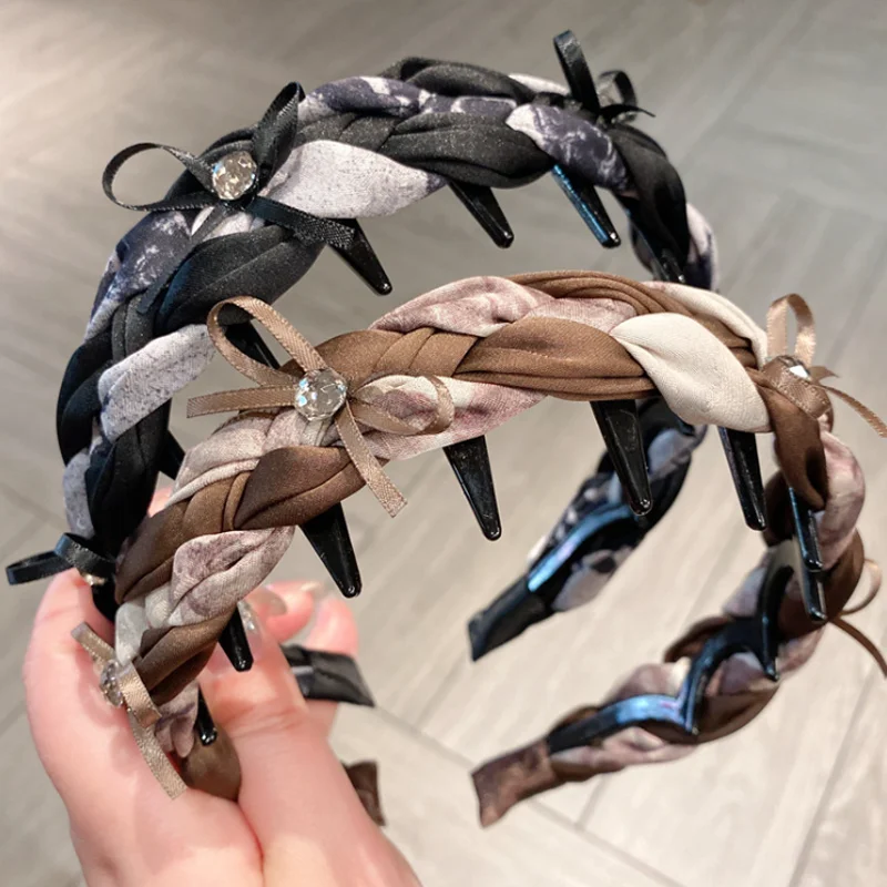 

Print Braid Hair Bands Versatile Sweet Bow Knot Headband with Toothed Anti Slip Wave Hair Hoop Women Travel Hair Accessories