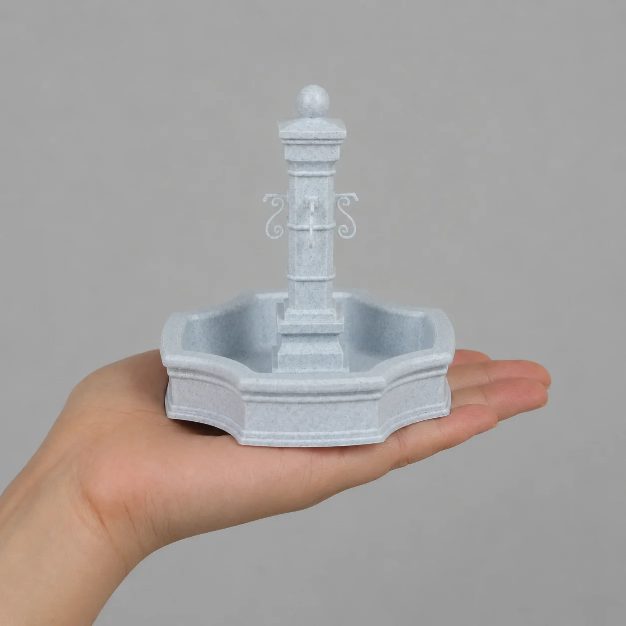 Dollhouse Furniture 1:12 Miniature Fountain Water Feature Outdoor Garden Decoration Mini Water Fountain Pool Landscape Ornament