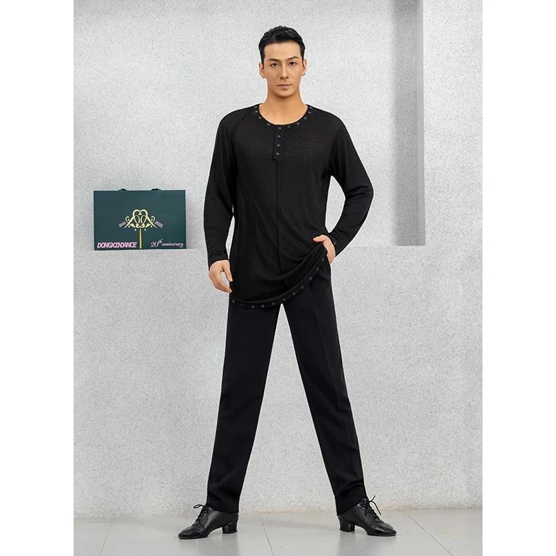 2026 New Latin Dance Practice Clothes For Men Long Sleeved Micro Horn Top With Rivets Chacha Rumba Tango Latin Outfits DQS20589