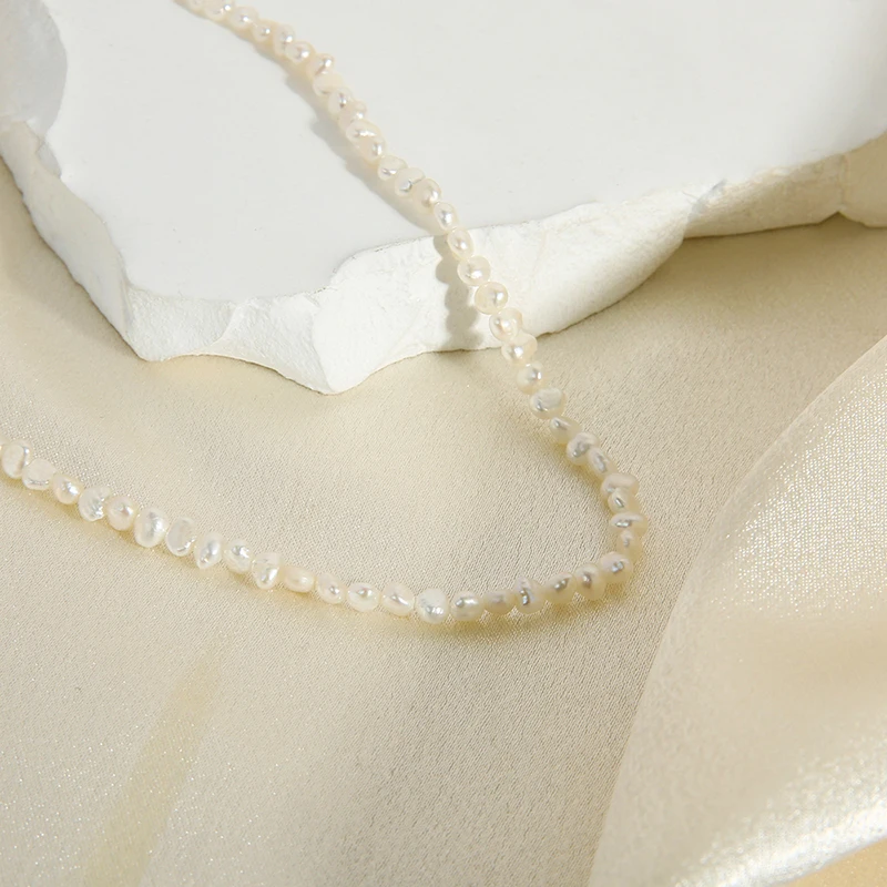 Natural Pearl Choker Necklace for Women18K Gold Plated Stainless Steel Layering Necklace Small Freshwater Pearl Choker Stackable
