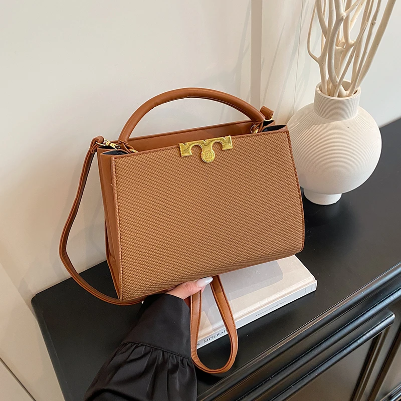 

Minimalist Unique Casual Handbag For Women Everyday Use Solid Color Messenger Bag Durable Commuter Style