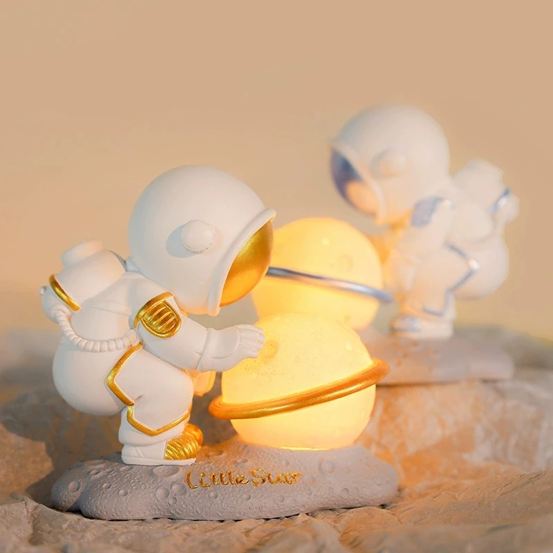 Astronaut Ornament Yellow Moon Ambient Light Office Wine Cooler Decorations Modern Astronaut Desktop Ornaments Modeling