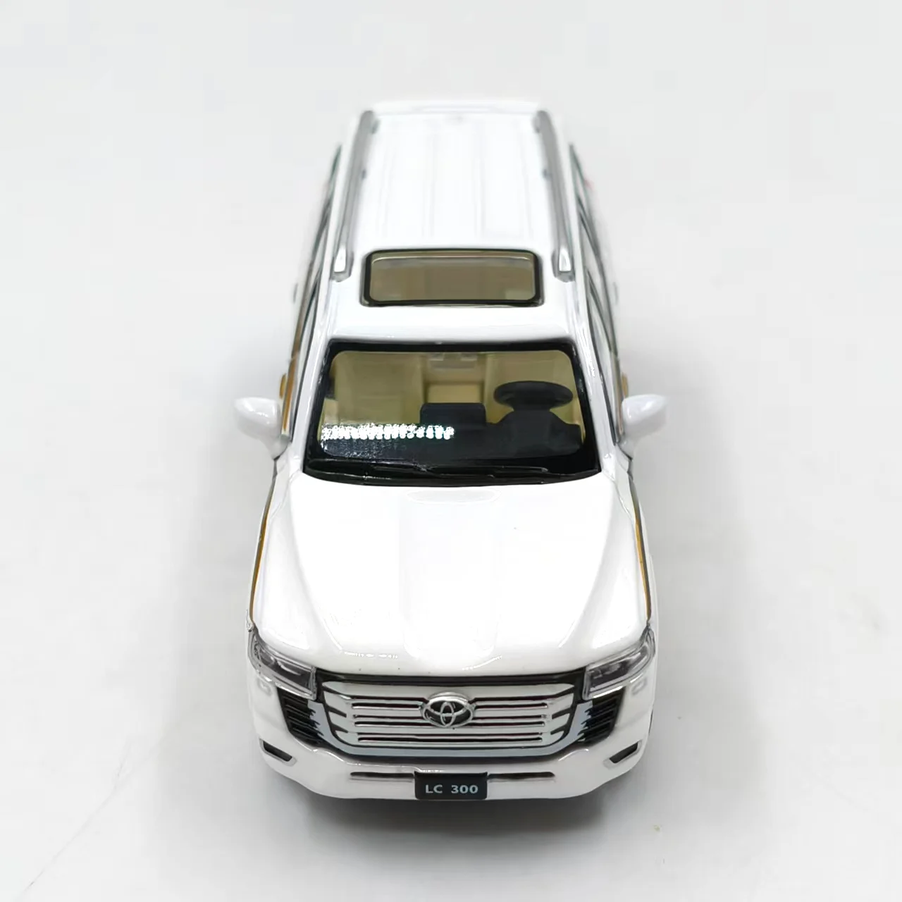 Diecast 1:64 Maßstab Toyota Land Cruiser LC300 Middle East Edition Legierung Auto Modell Sammeln Spielzeug Geschenk Souvenir Display Ornament