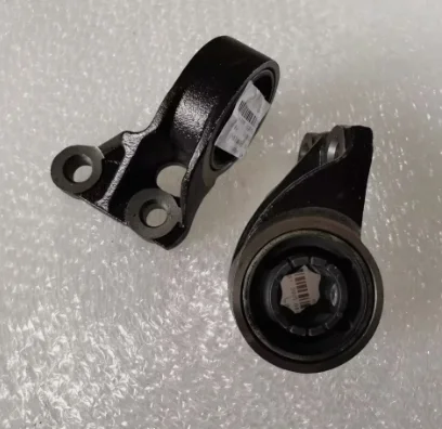 

Нижняя втулка рычага управления, кронштейн для ROEWE 550 750 MG 6 MG7