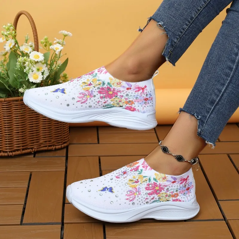 Large Size 35-43 Casual Women's Shoes New Fashion Running Shoes Printed with Floral Rhinestones for Casual Sports Zapatos Mujer