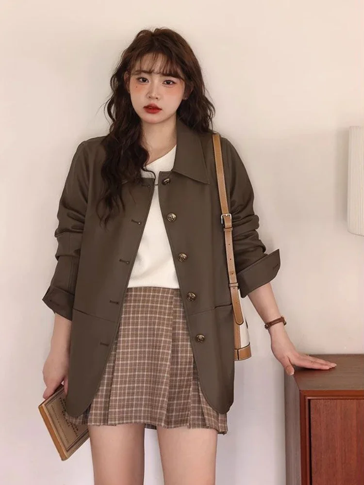 Spring New Women's Coat with A Lapel and Single Breasted Style, Long Sleeved Casual Retro Motorcycle High-end Leather Jacket