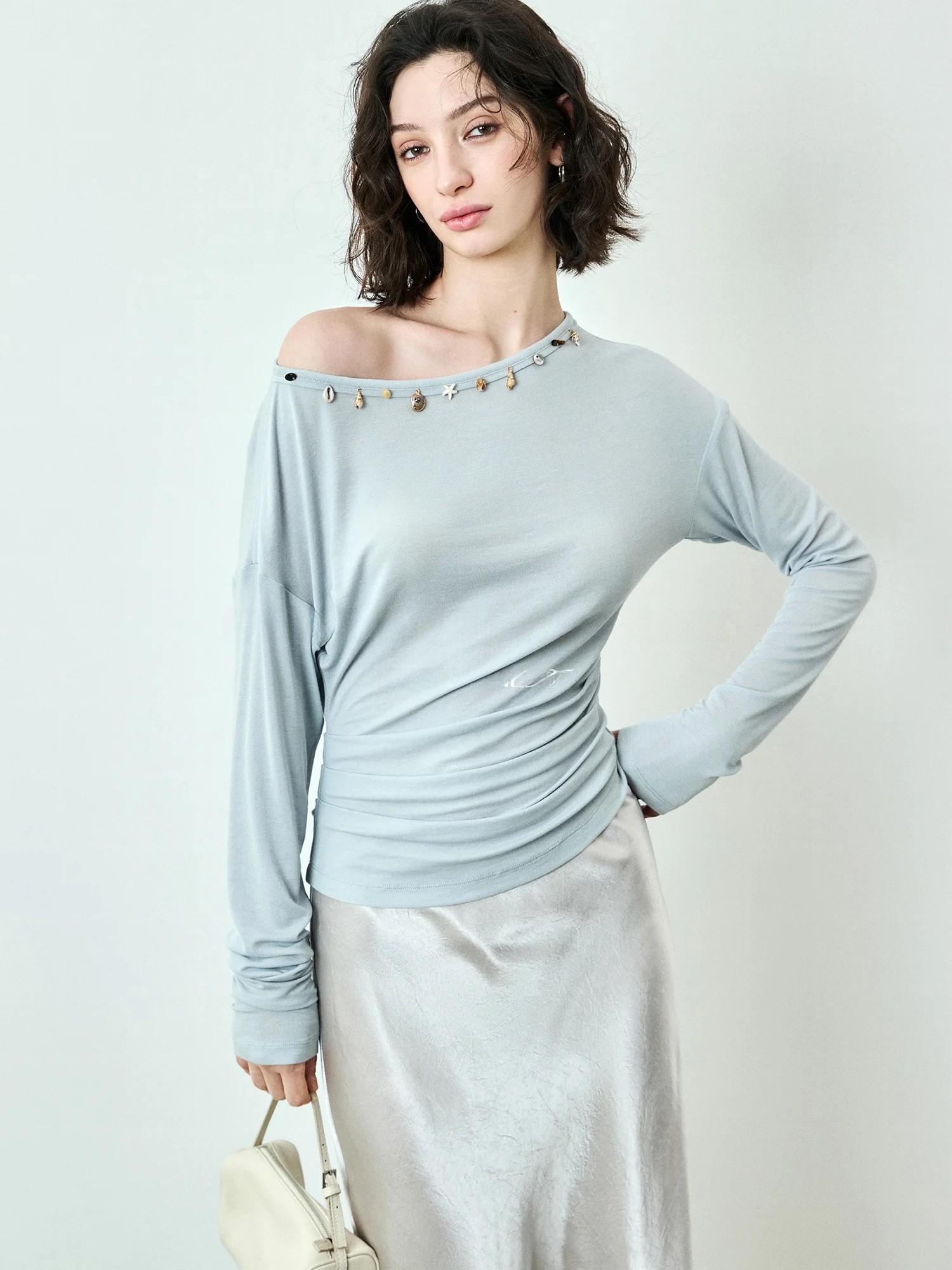 

Женская футболка SUK Ele с длинным рукавом, облегающая, с декоративными элементами, открытыми плечами и завышенной талией, базовый топ для весны