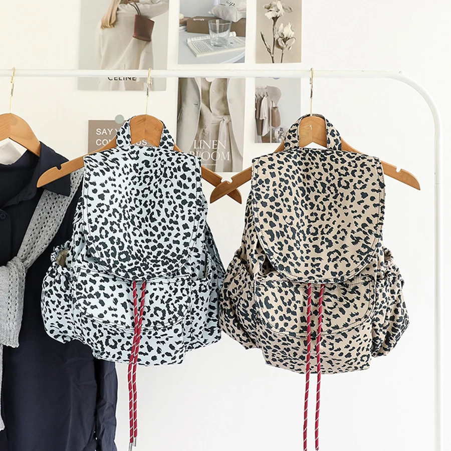 

Fashion Women's Flip-Top Backpack Nylon Large Capacity Leopard Schoolbag for Girls Female Double Shoulder Bags Lady Pack Commute