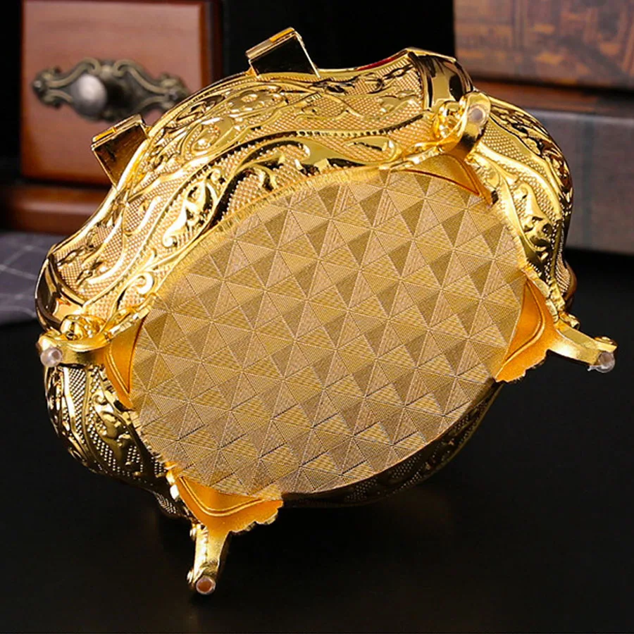 Vintage Metal Jewelry Box Oval Trinket Organizer Ring Box Case with Pattern Jewelry Storage Box For Ring Necklace Gift for Girls