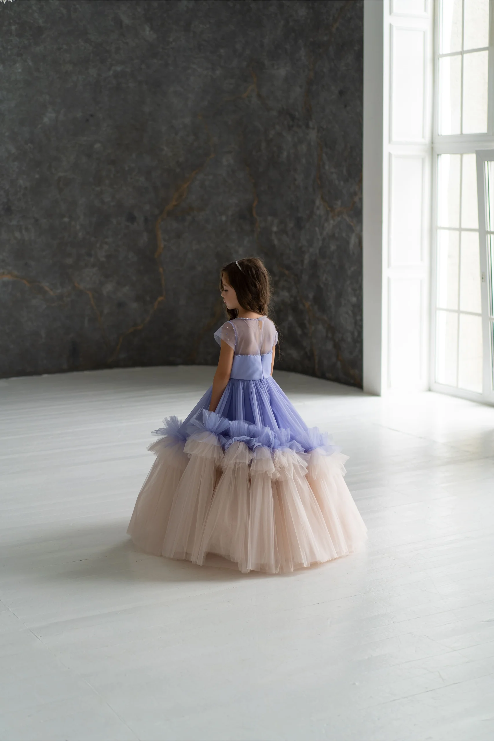 Tulle Flower Girl Dresses for Wedding Party Sleeveless Ruffles First Communion Prom Ball Gown Chrismas Birthday Evening Dress