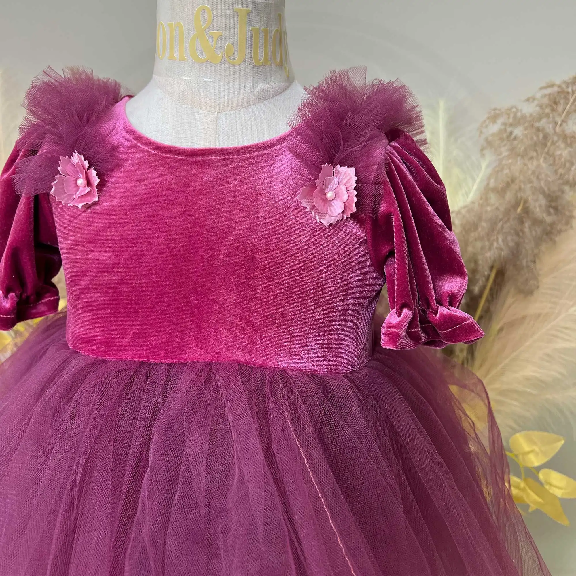 Vestido de veludo com gola redonda e mangas bufantes, saia bufante de organza empartida, fantasia de menina, roupa infantil, aniversário, outono, primavera