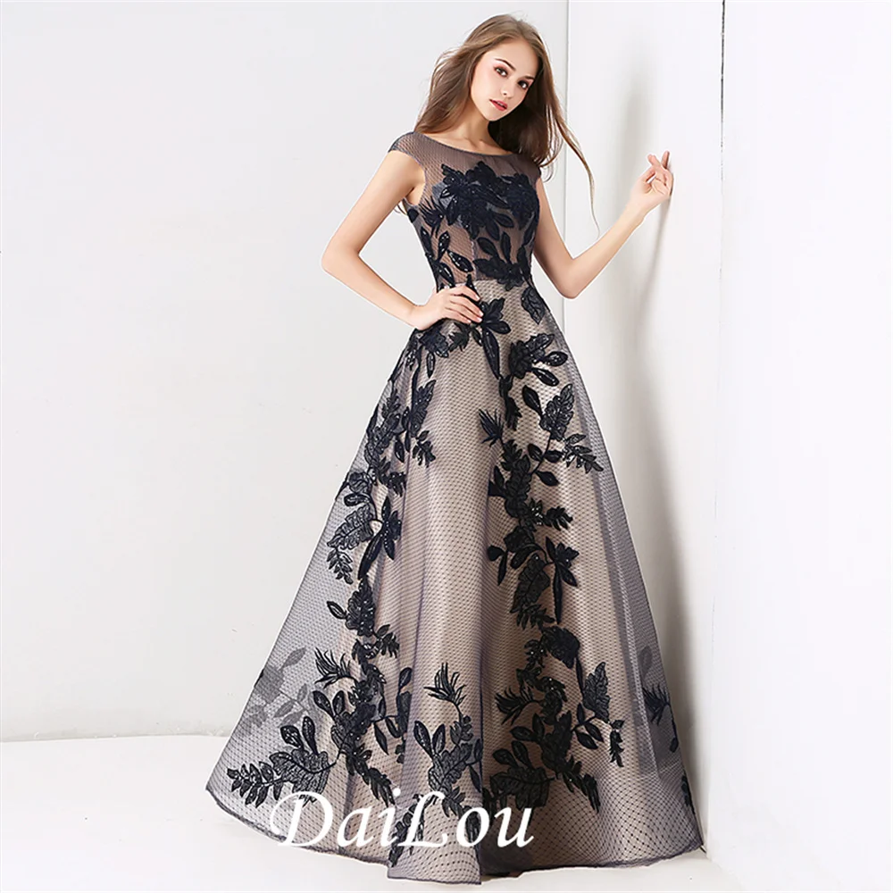 A-line Cap Sleeves Floor-Length Lace Appliques Tulle Long Evening Dress 2022