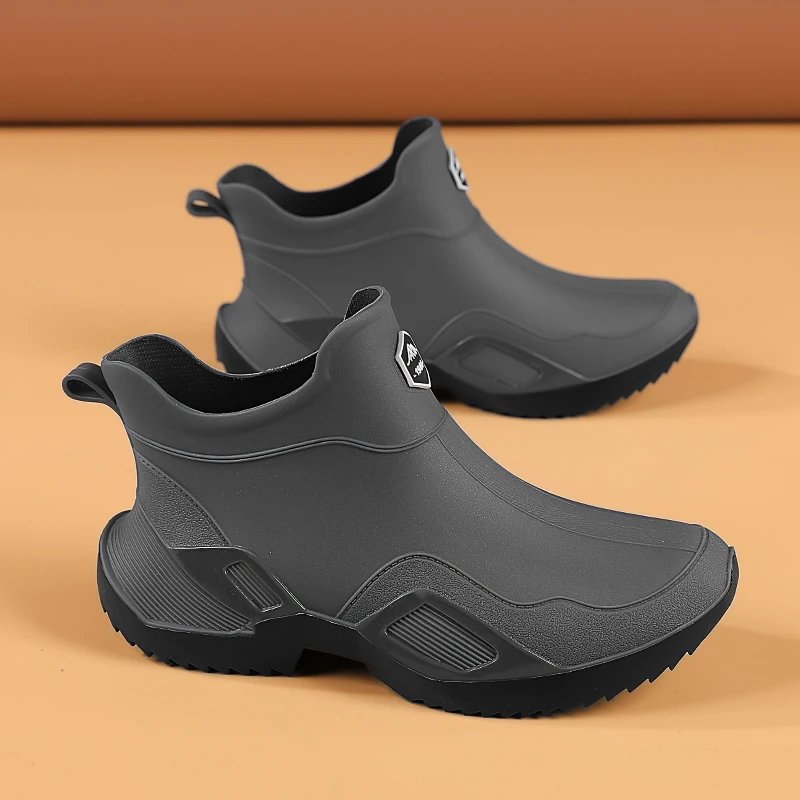 Men's Short Rain Boots 2025 New Wear-resistant Waterproof Kitchen Work Soft Bottom Anti-slip Rubber Shoes Comfortable All-Season