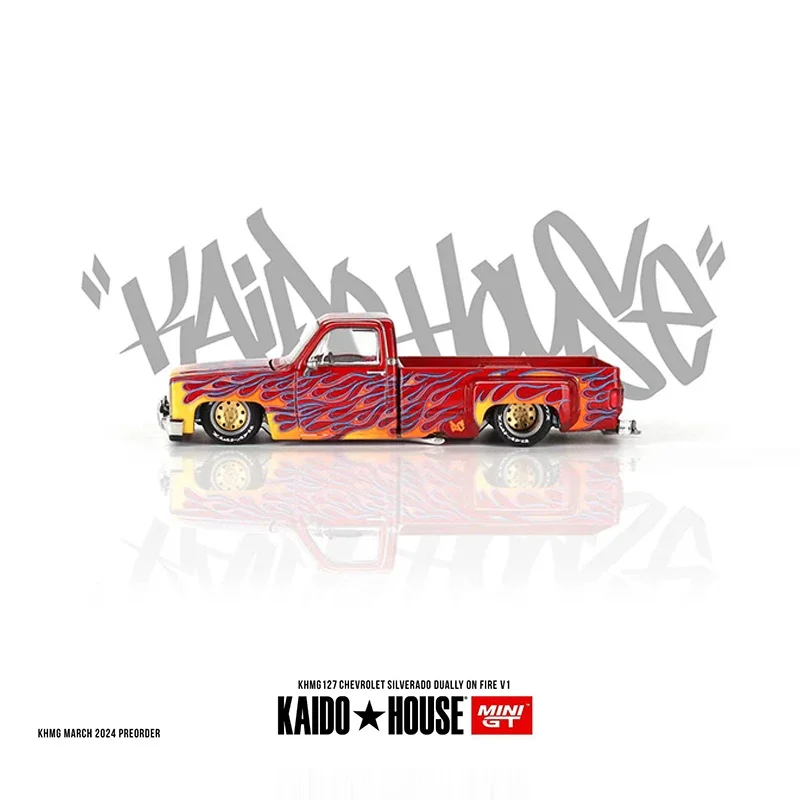 

Kaido House + MINIGT 1:64 модель автомобиля Silverado Dually on Fire V1 коллекция автомобилей из сплава # KHMG127