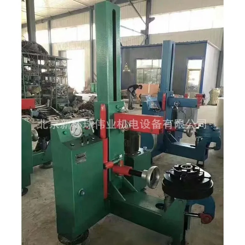Truck with inner tube with pressure strip tire disassembly machine
