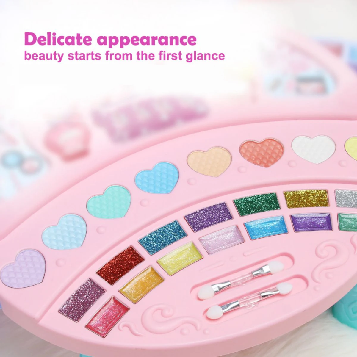 مجموعة لعب مكياج برينسيس فانيتي! مجموعة مستحضرات تجميل آمنة قابلة للغسل (طلاء أظافر، أحمر خدود، ملمع شفاه). لعبة تسريحة متعددة الوظائف. هدية مثالية