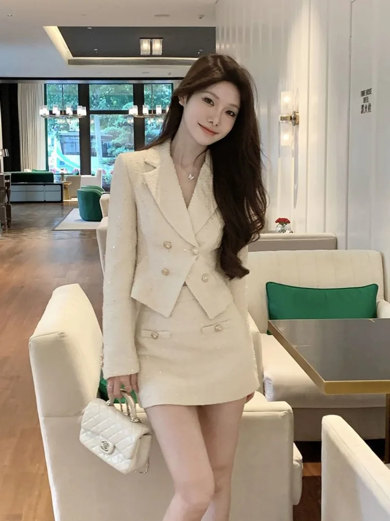 Nuovo piccolo profumo moda sottile abito da donna di fascia alta elegante manica lunga cappotto corto + minigonna tinta unita set a due pezzi