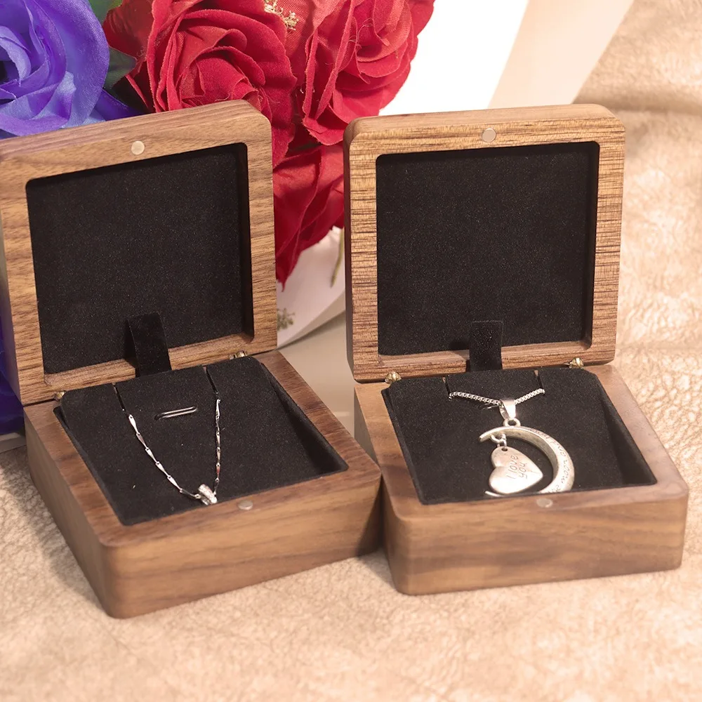 

Birthday Gift Lady Necklace Packaging Box Solid Wood Go Out Portable Jewelry Storage Box Personalization Bracelet Display Box