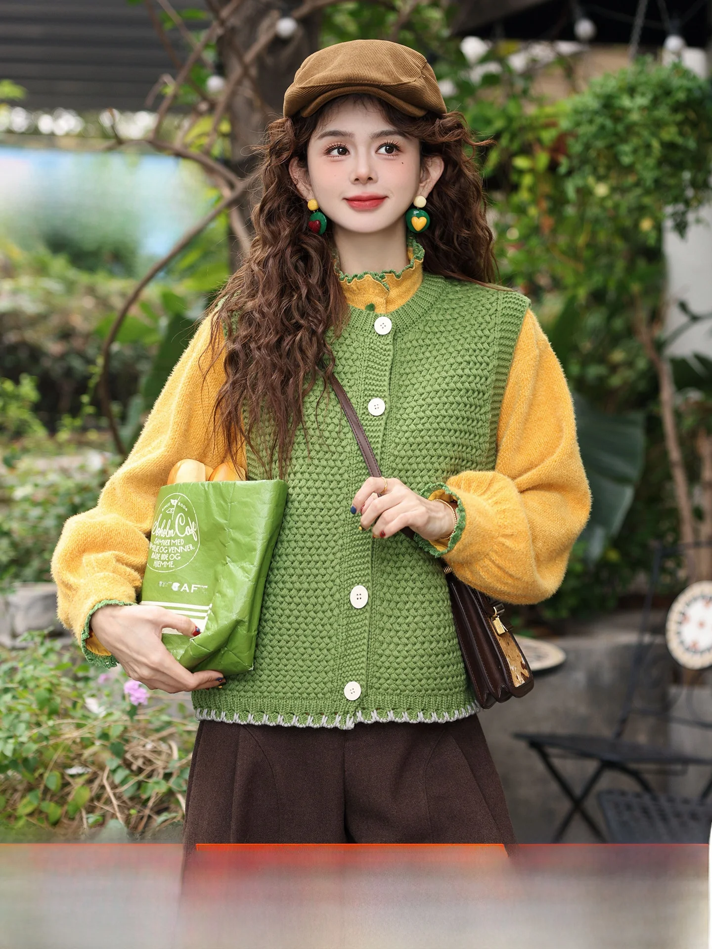 

Chend round Ne Knitted Vest Women's Retro Hong Kong Sle Layering Spring Frame Loose Fit All-Match Outerwear