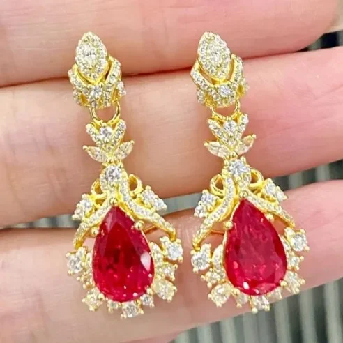 

ГОРЯЧАЯ ПРОДАЖА S925 Серебро с инкрустацией 7*11 Капля воды 3,5 карата Василек Синяя культивированная шпинель Универсальные серьги Свадебные украшения