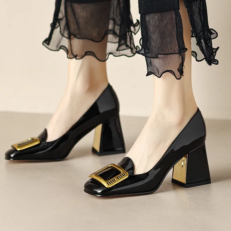 2024 Mary Jane Shoes Elegant Patent Leather Square Toe High Heels Metal Suqare Buckle Hepburn Style Chunky Heel Pumps Women