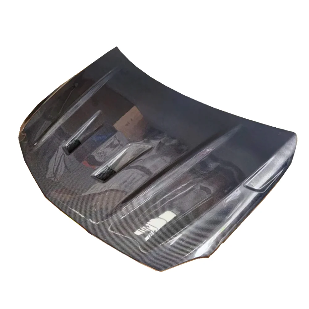 غطاء محرك السيارة من ألياف الكربون الحقيقية لـ W176 a Class 2014-2018 مع غطاء محرك بنمط الثقوب غطاء محرك من ألياف الكربون