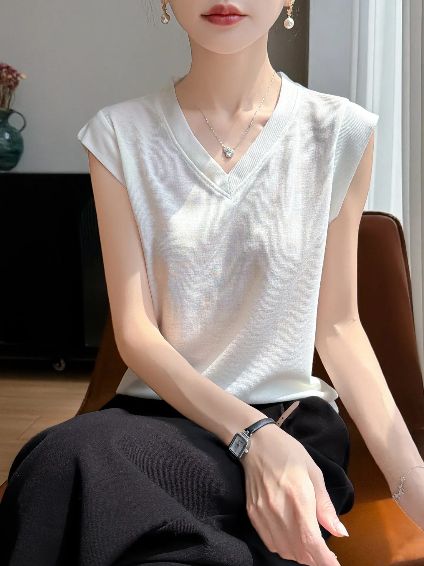 Women's V-Neck Sleeveless Knitted Vest Loose Fit Casual Style Breathable Summer Top White Color Versatile Base Layer Shirt