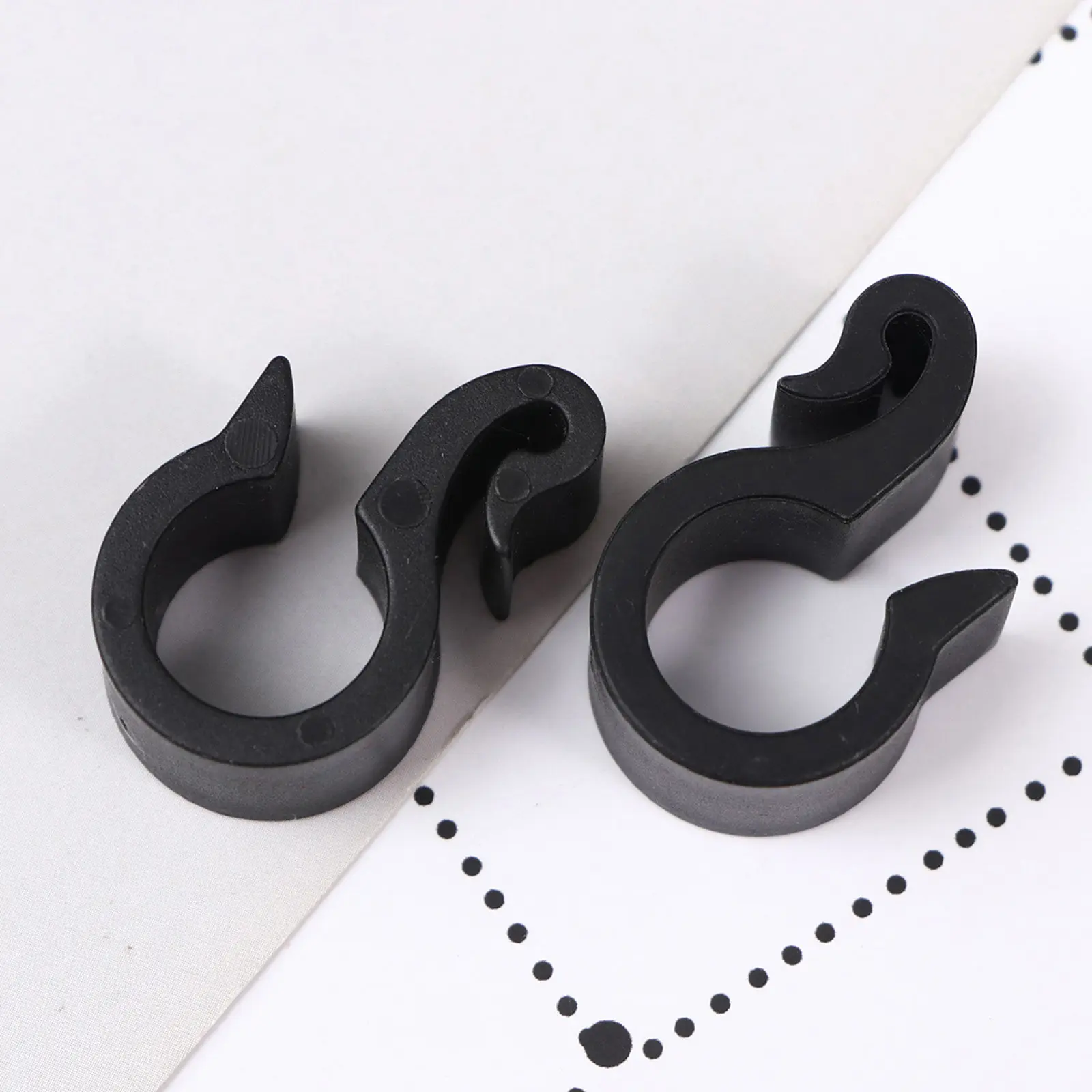 50Pcs Water Buckle Garden Tube Buckle Pe Hook Clips Black Drip Irrigation Hose Fastener Garden Hose Clip Plastic Pipe Clips