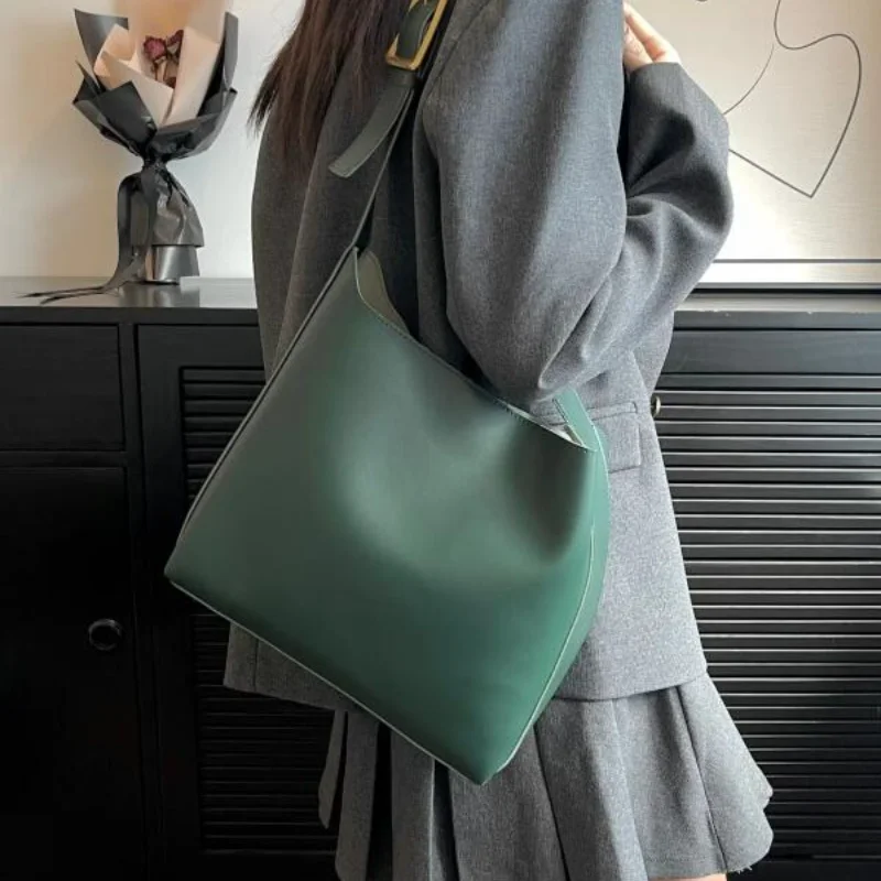 New Fashion Bucket Bag Shoulder Bags PU Waterproof Korean Version Handheld Bag Leisure Versatile High Capacity Crossbody Bags