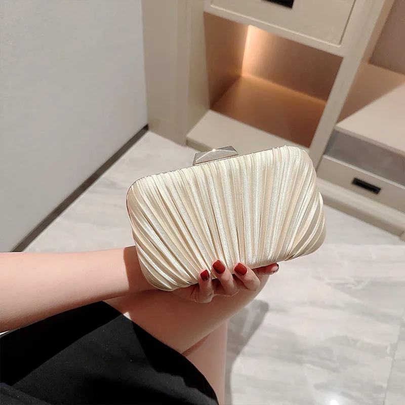 Women New Fashion Women\'s Sequin Pleated Envelope Bride Handbag Women\'s Wedding Evening Dress Bag Advanced Dinner Party Wallet